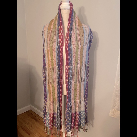 Large Ruched Thick Multicolored Reversible Scarf - Picture 5 of 6